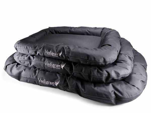 Matras Outdoor nylon zwart 80x56x10cm